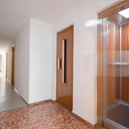 아파트 Estudio Deluxe En Jardines Del Triunfo - *